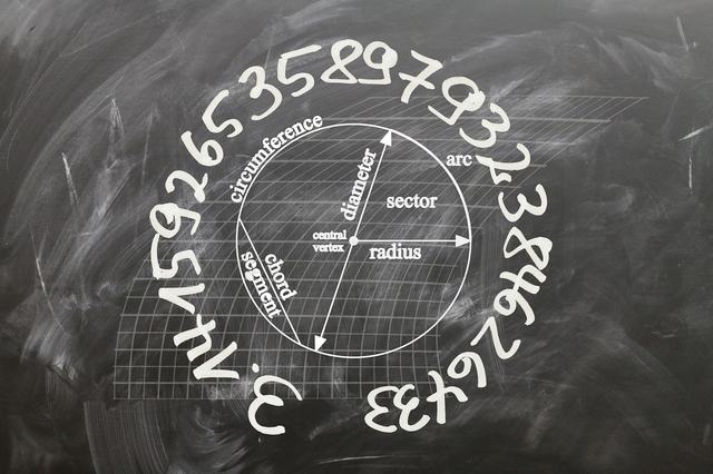 R星每日大赛-校园反差大赛大学生篇截图预览